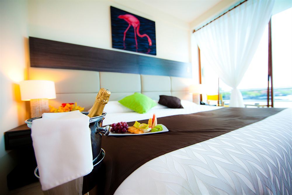 Hotel Solymar Puerto Ayora  Esterno foto