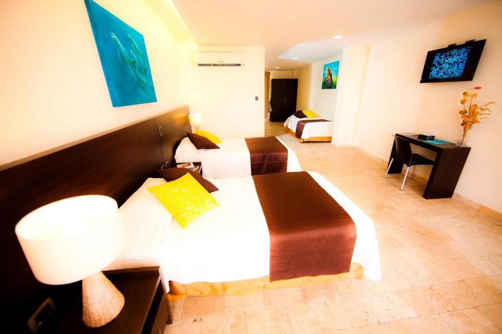 Hotel Solymar Puerto Ayora  Esterno foto